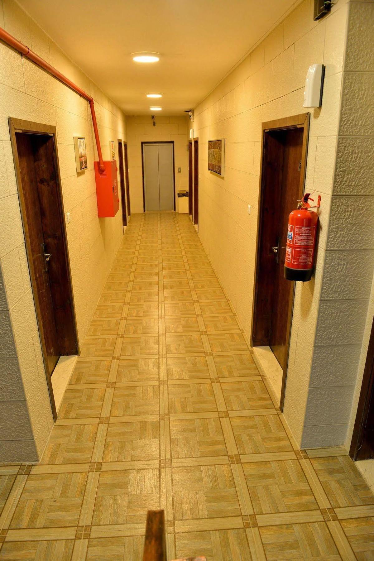 Al Mawasem Al Arbaa ApartHotel Jubail Bagian luar foto